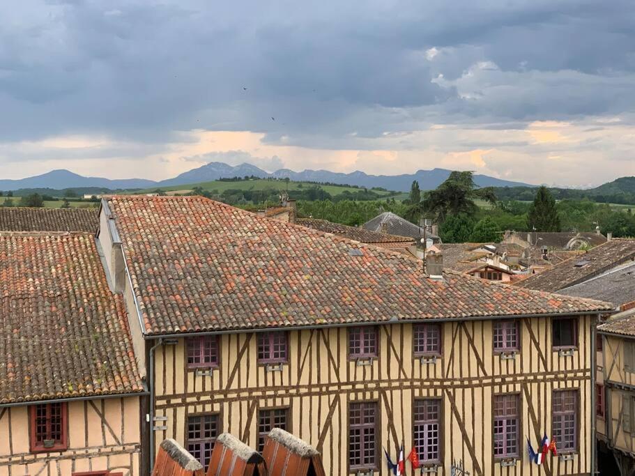 Appartement Mirepoix เมียร์พัวซ์ ภายนอก รูปภาพ