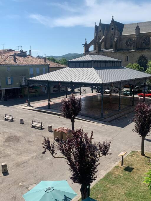 Appartement Mirepoix เมียร์พัวซ์ ภายนอก รูปภาพ